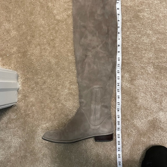 Stuart Weitzman tall boots - Picture 7 of 9